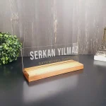 Kişiye Özel Modern Tasarımlı Masa İsimliği