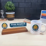 Makine Mühendislerine Özel Ofis Masa İsimliği Ve Kupa Bardak Hediye Seti - Logo Baskılı